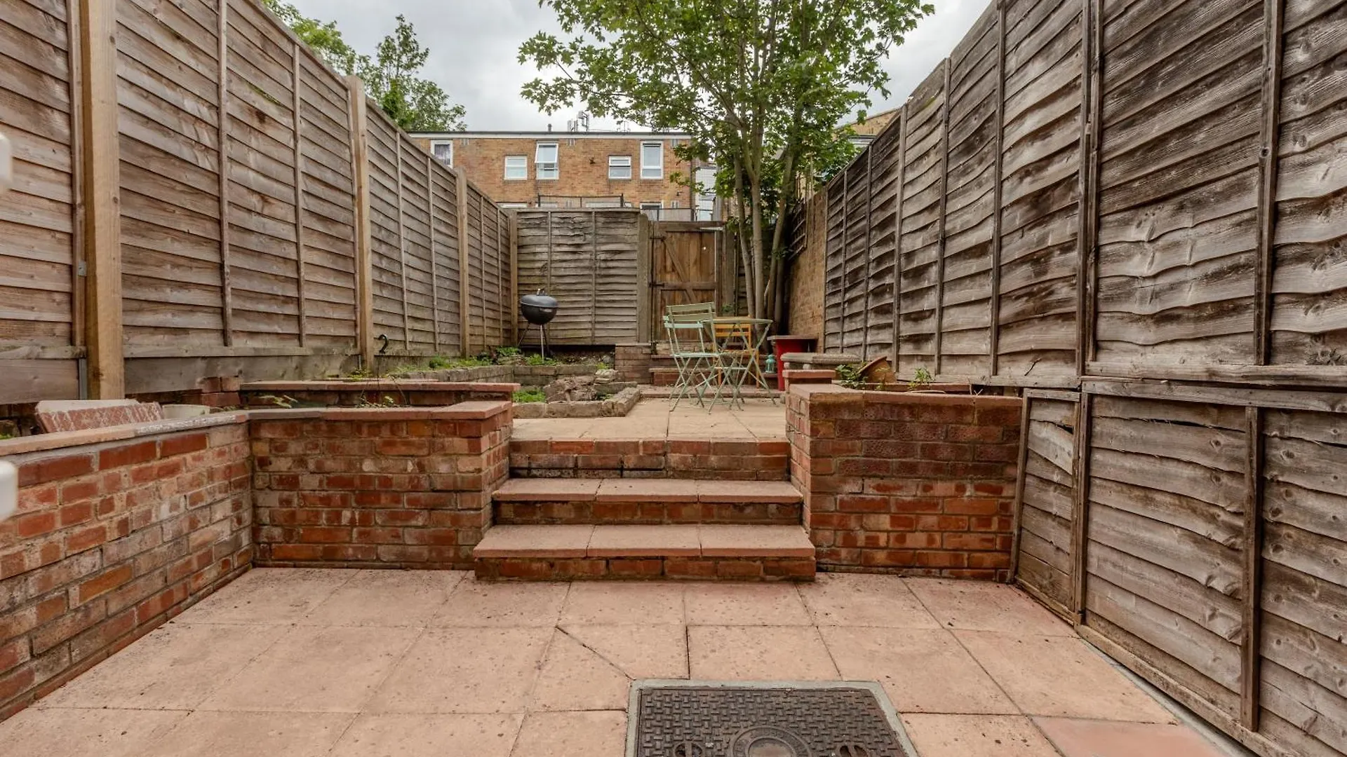 5BR Greenwich Home with Patio, 2mins to Station London
